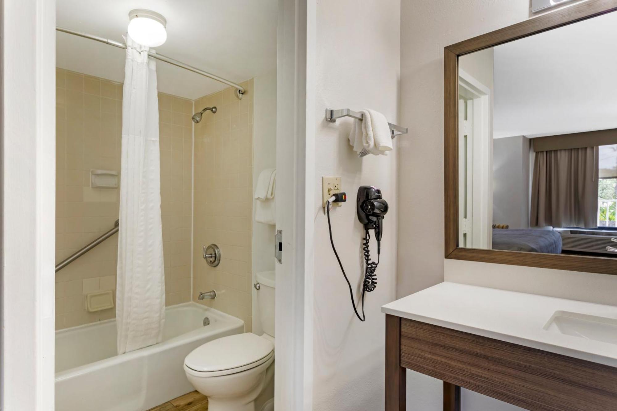 Quality Inn & Suites St Augustine Beach Area St. Augustine Beach Dış mekan fotoğraf